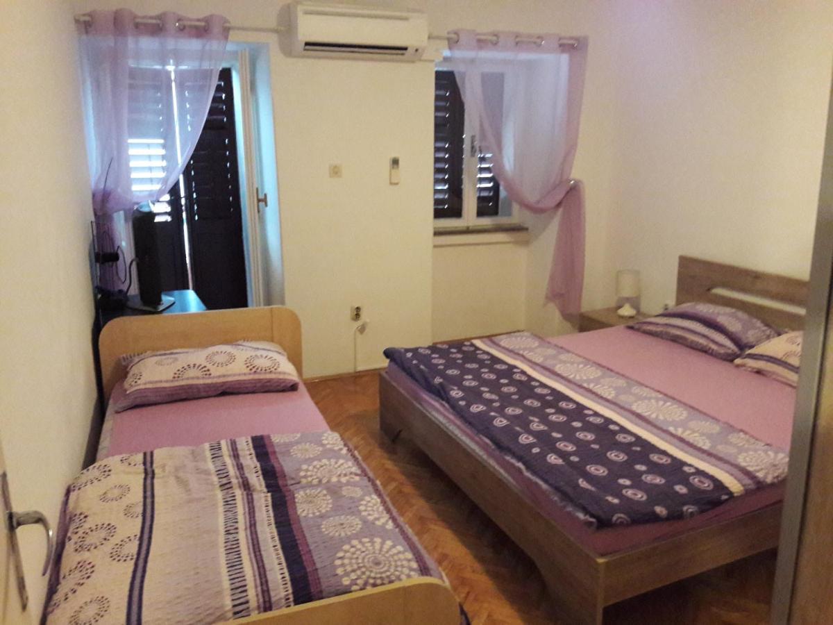 Apartment Blazic - Near The Beach Ika Extérieur photo
