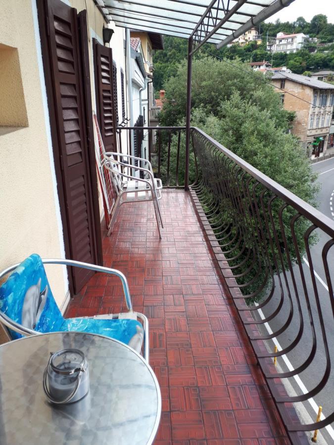 Apartment Blazic - Near The Beach Ika Extérieur photo